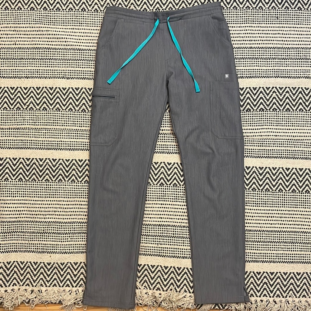 Figs Yola scrub pants for Women